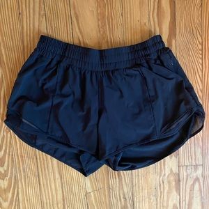 Lululemon Hotty Hot Short 4”